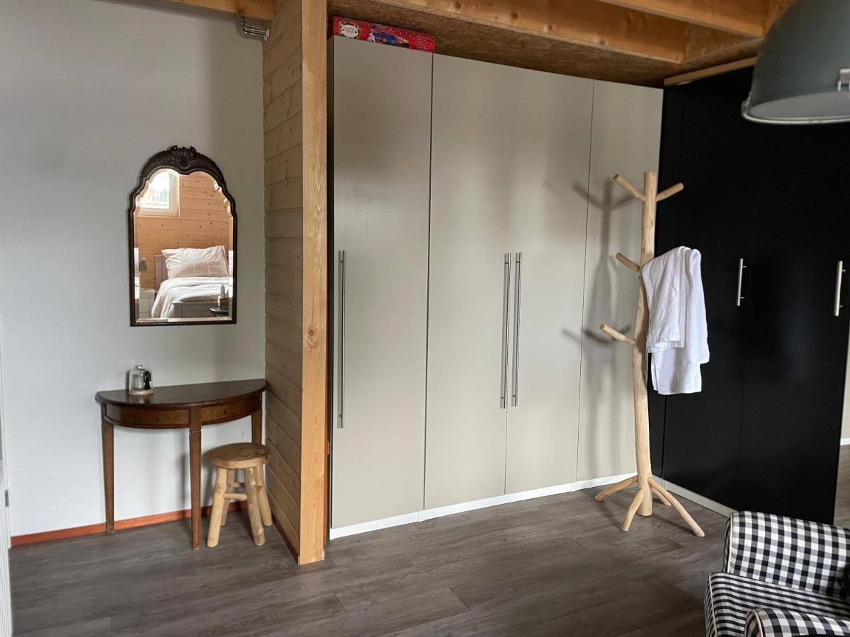 Aan De Dijk Otel Dordrecht Dış mekan fotoğraf