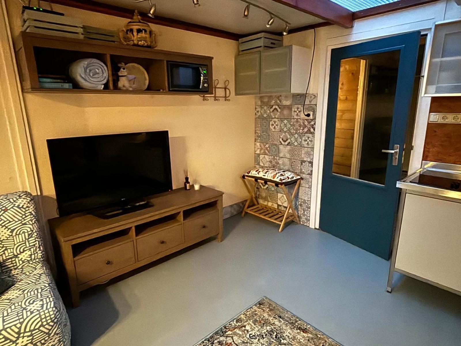 Aan De Dijk Otel Dordrecht Dış mekan fotoğraf